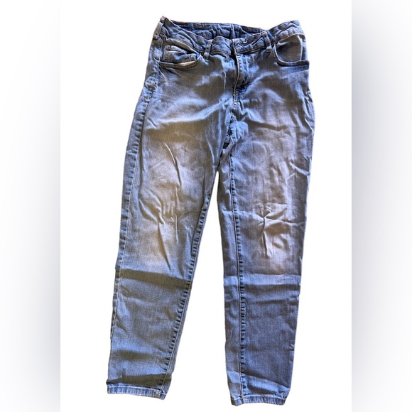 Aeropostale  Women Skinny Crop Distressed Light Vintage jeans Size 14 prewashed - Picture 3 of 16